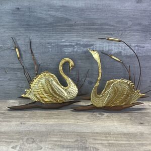 Brass Wood Swan Cattail Wall Plaque MCM Decor Birds 3D Layered Vintage Pair Vtg